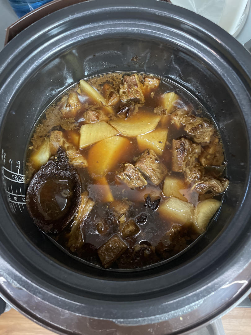高压锅版萝卜牛腩