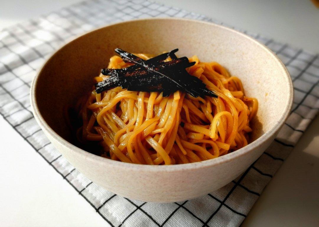 葱油拌面 每个人的心中都有一碗葱油面 经典又快手