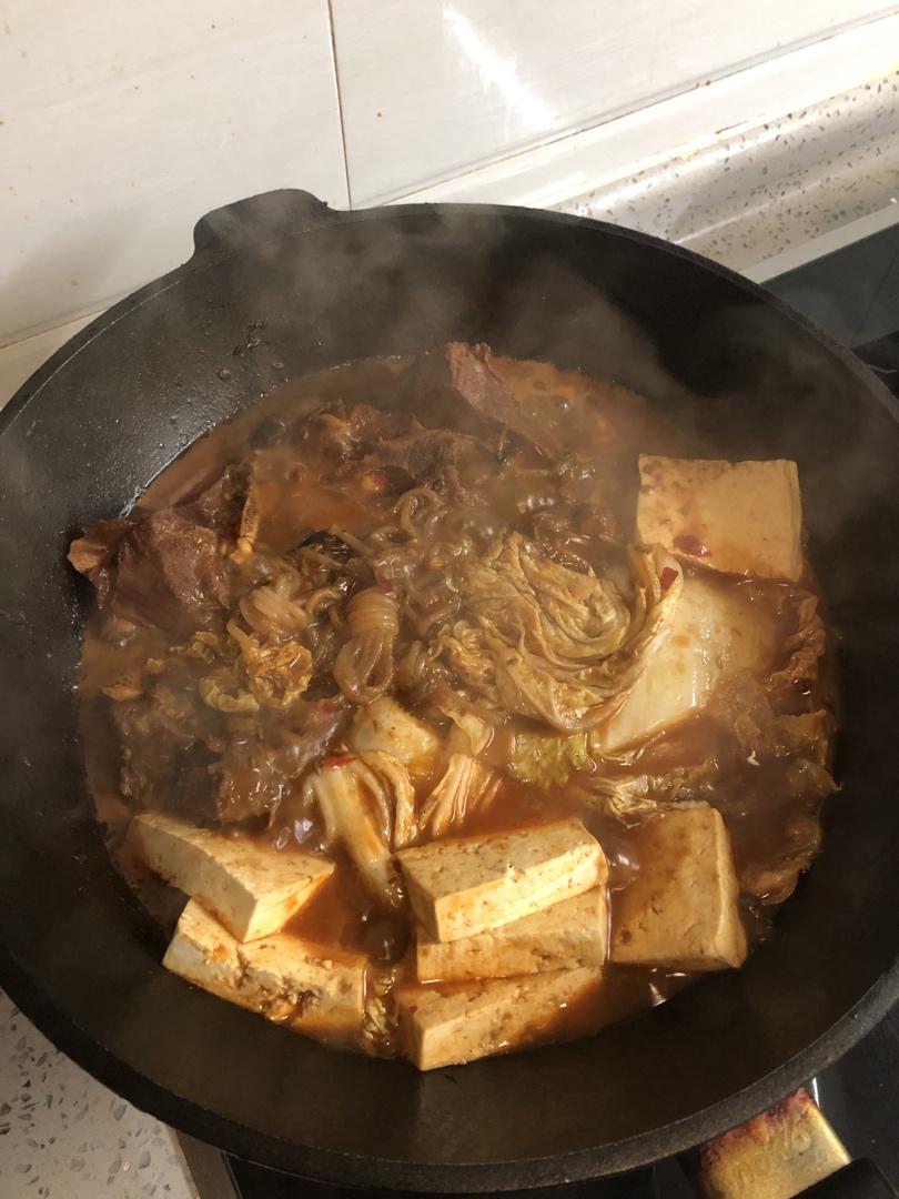 堂妈教你做红汤羊蝎子火锅