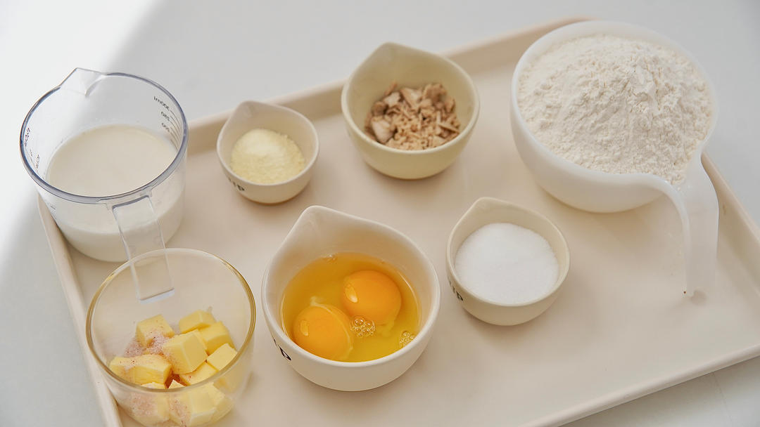 纯奶手撕吐司的做法 步骤1