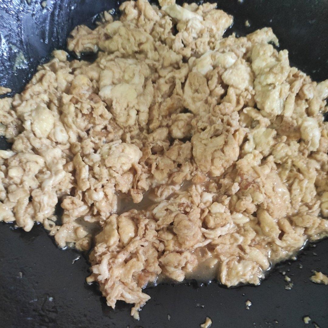 酱汁炒鸡蛋