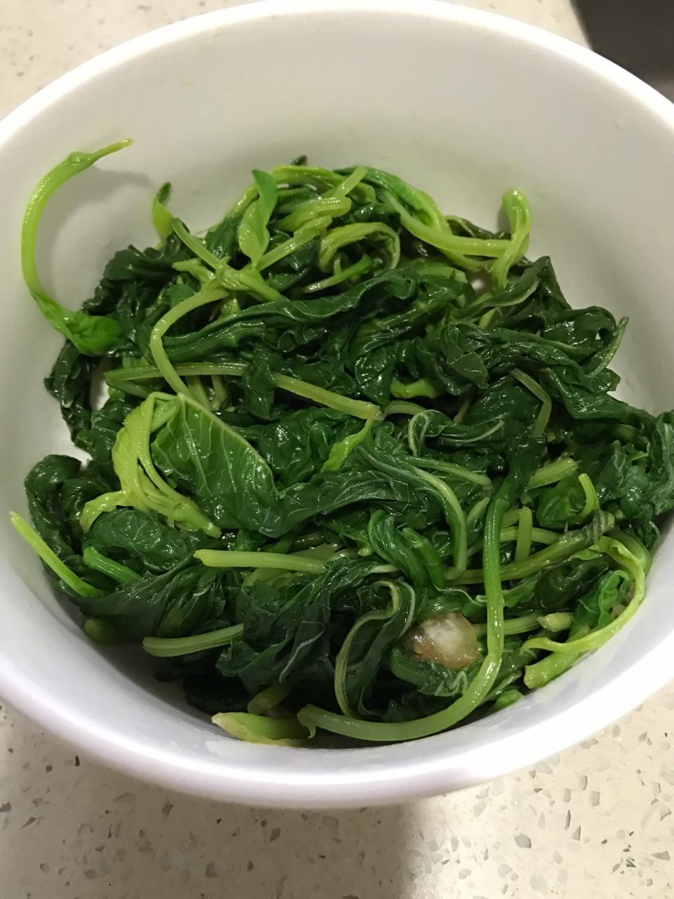 凉拌马齿笕