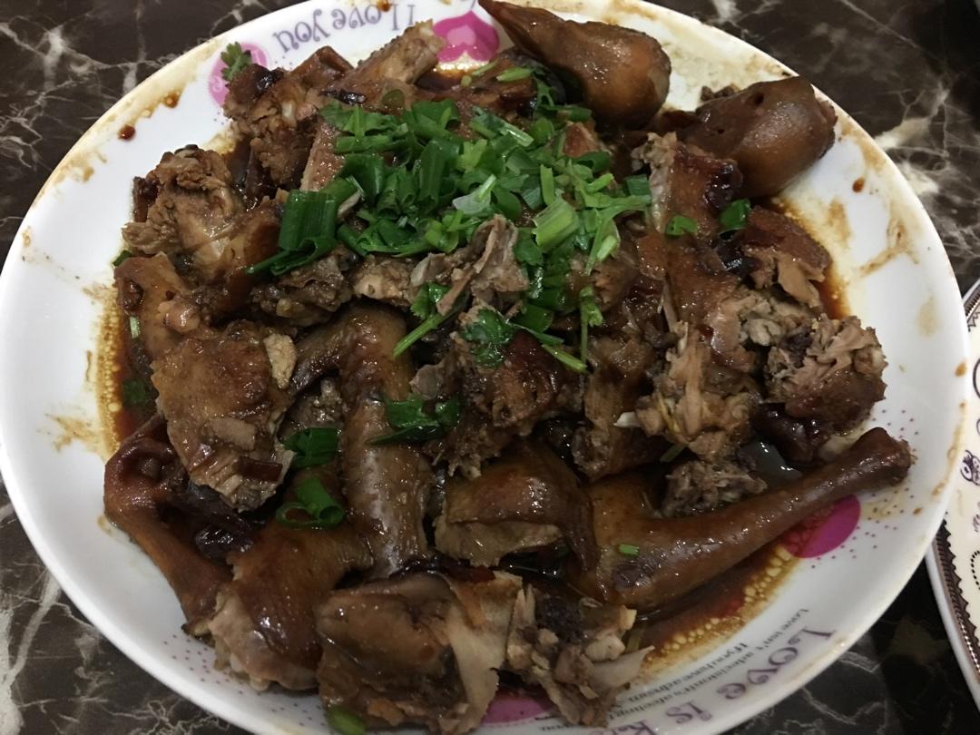豉油皇乳鸽