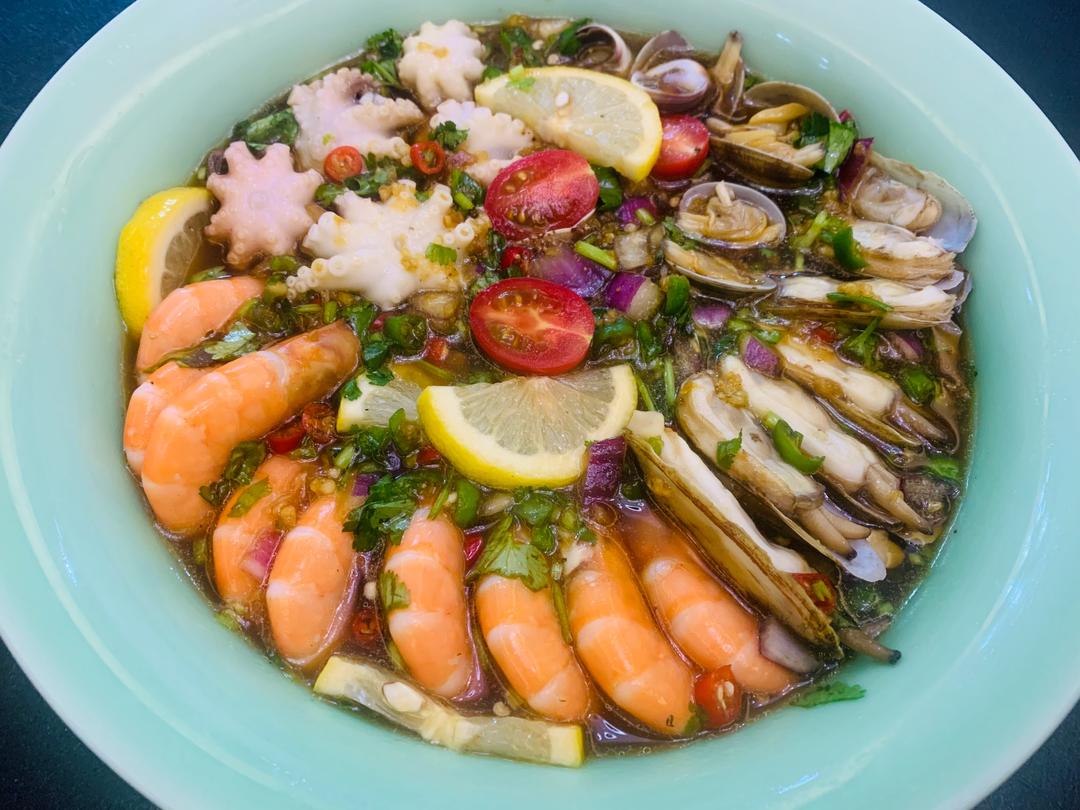 鲜掉眉毛的捞汁小海鲜的做法