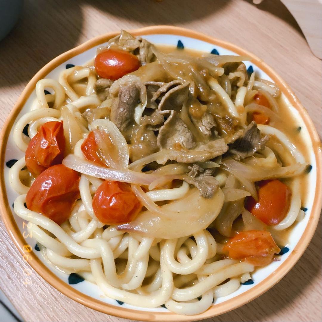 咖喱肥牛乌冬面