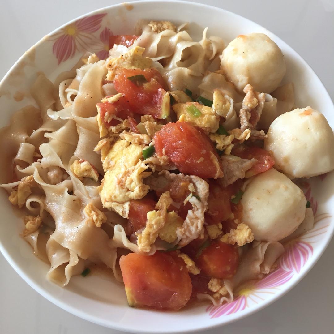 番茄刀削面