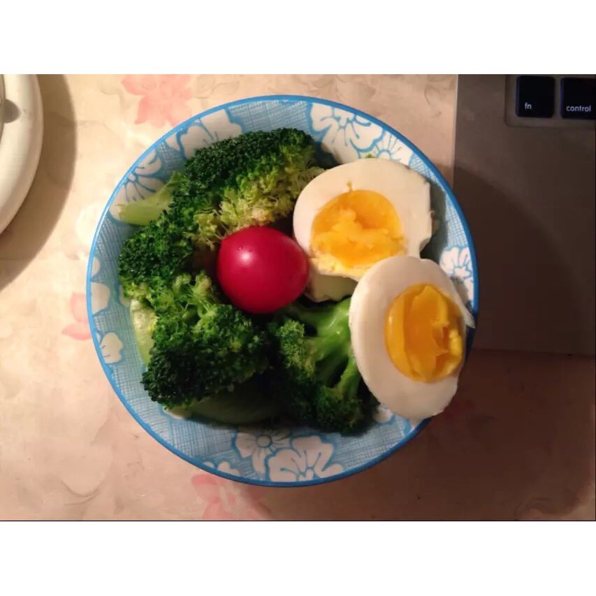 零失败瘦身三文鱼刺身沙拉