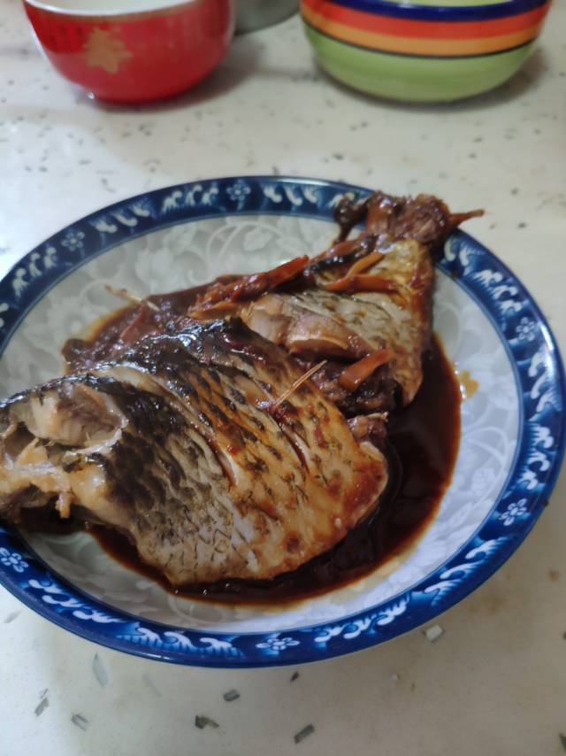 红烧鲫鱼