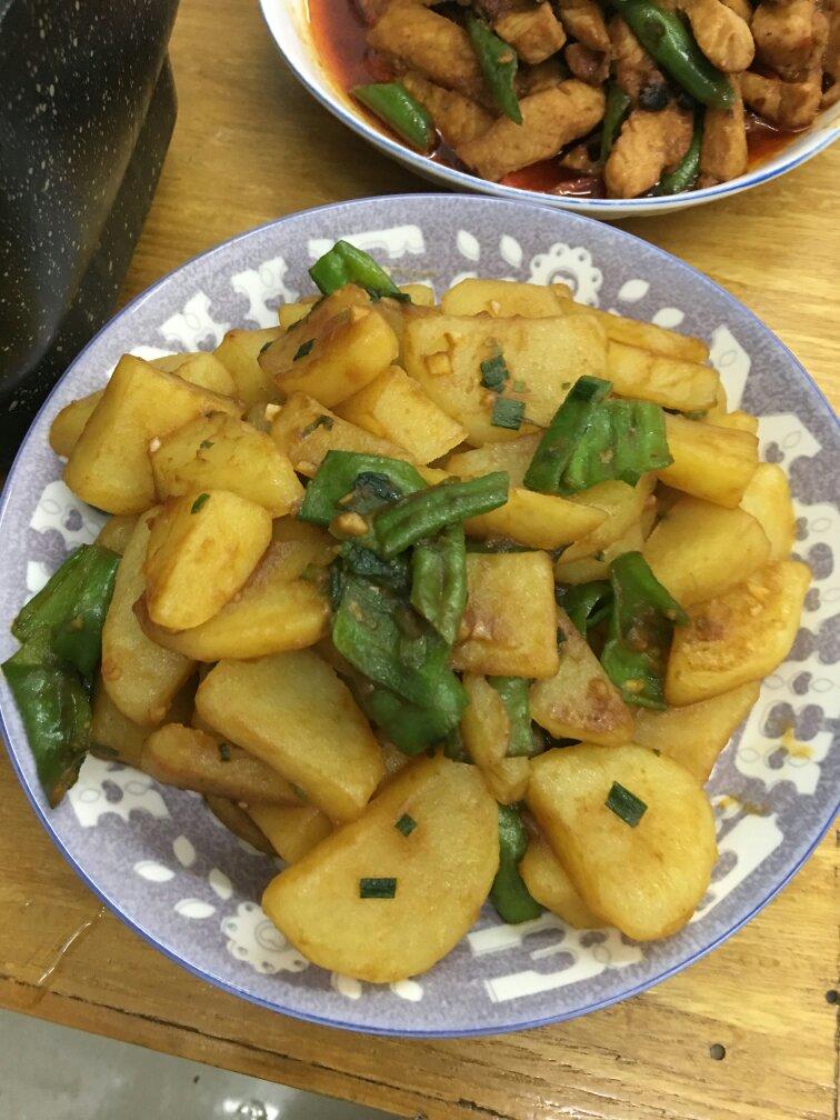 家常炒土豆片