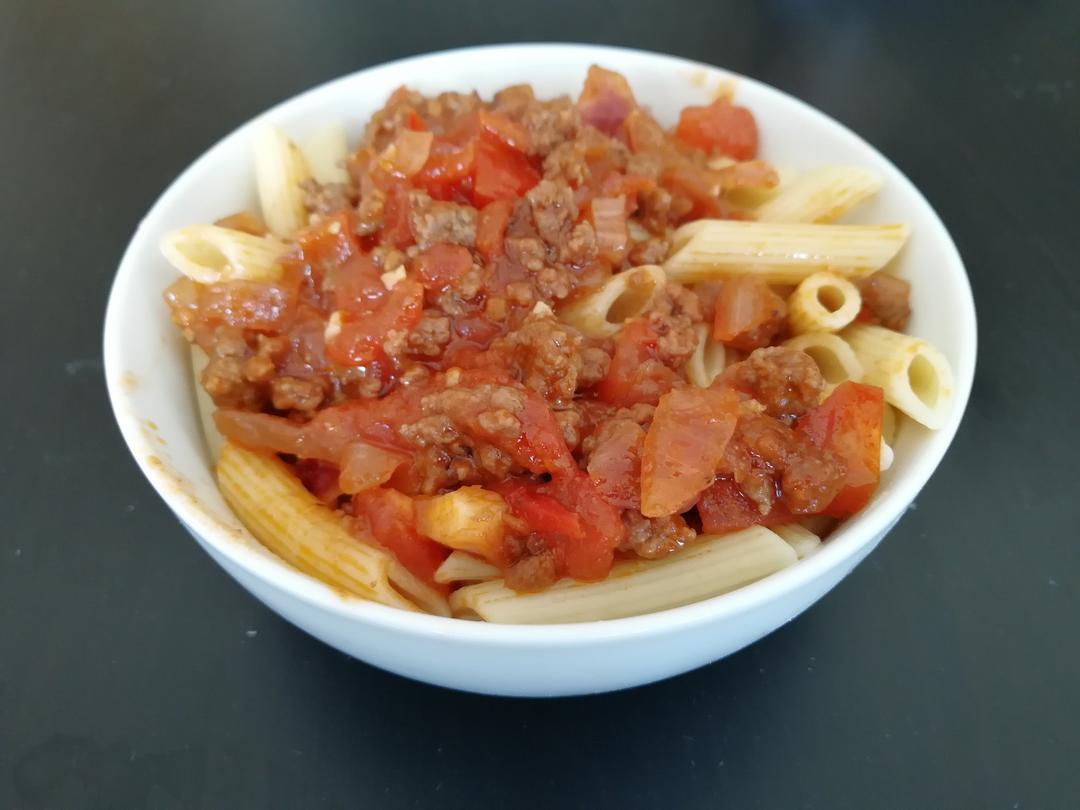 番茄肉酱意大利通心面