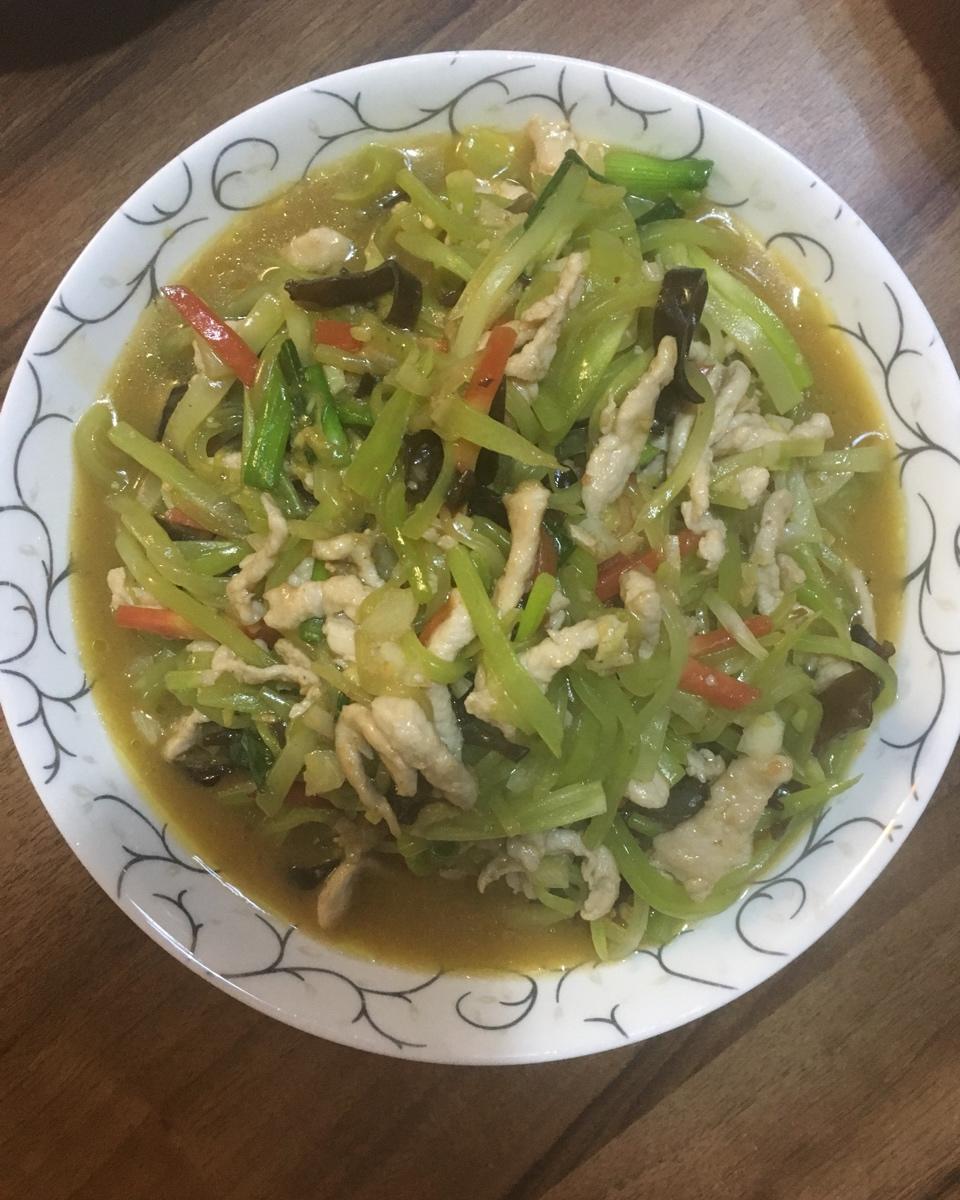 厨师长教你：“鱼香肉丝”的老式做法，味道很赞先收藏了