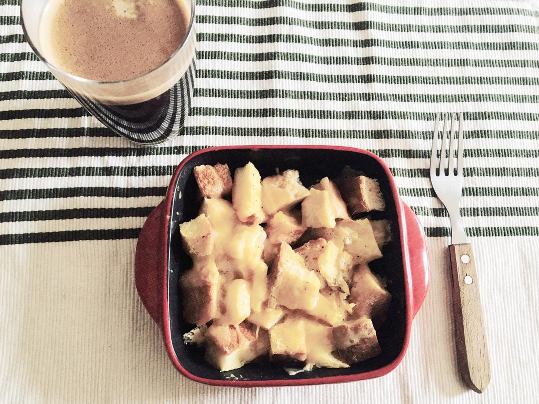 咸芝士面包布丁