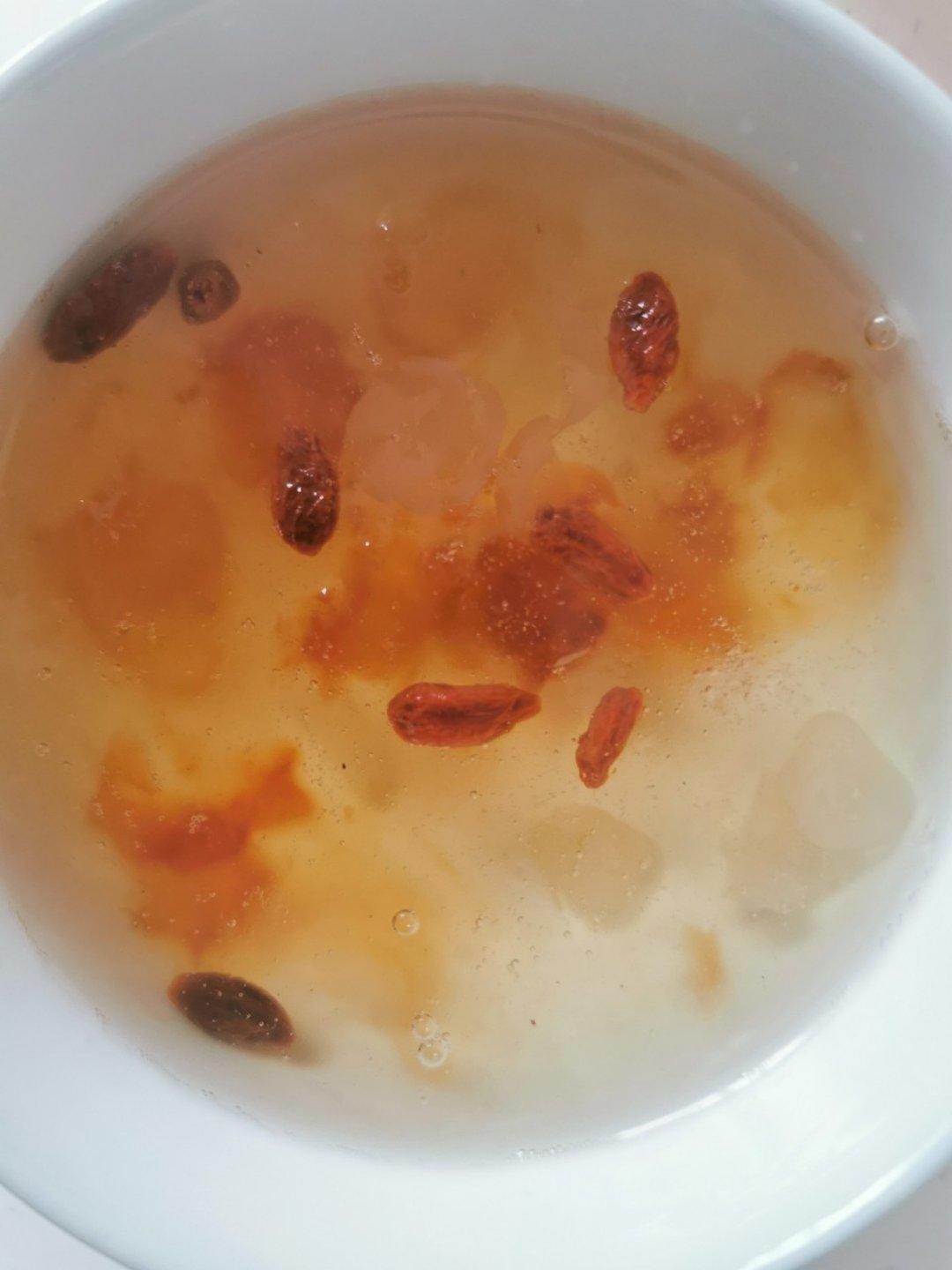 桃胶皂角米雪燕美颜羹