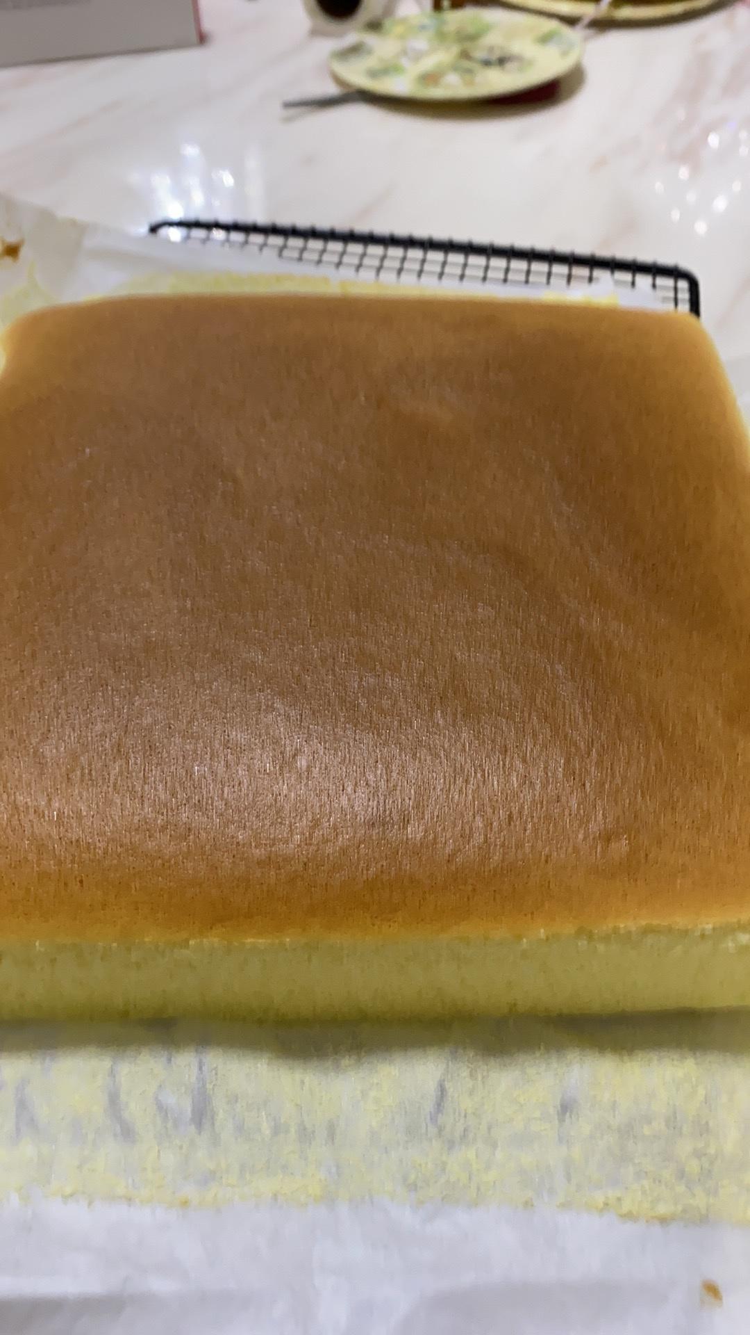 水浴法酸奶戚风蛋糕的做法