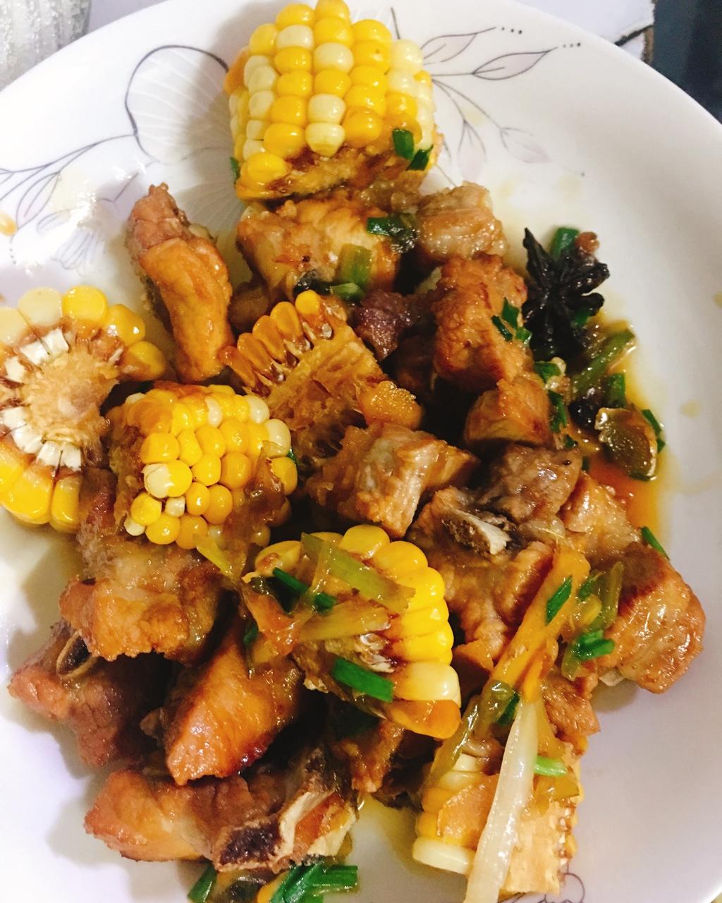 红烧排骨炖玉米