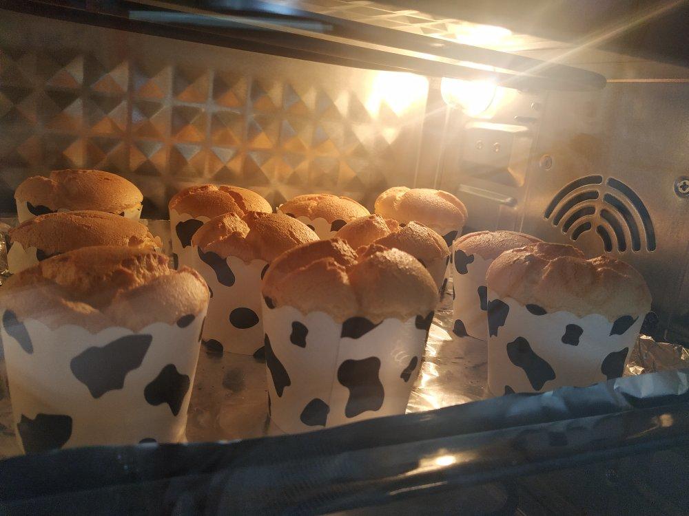 六寸原味戚风蛋糕