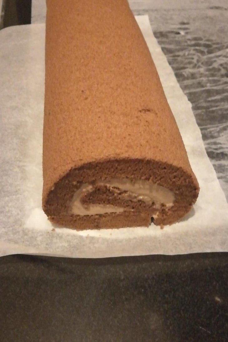 超浓郁卷不裂的巧克力蛋糕卷