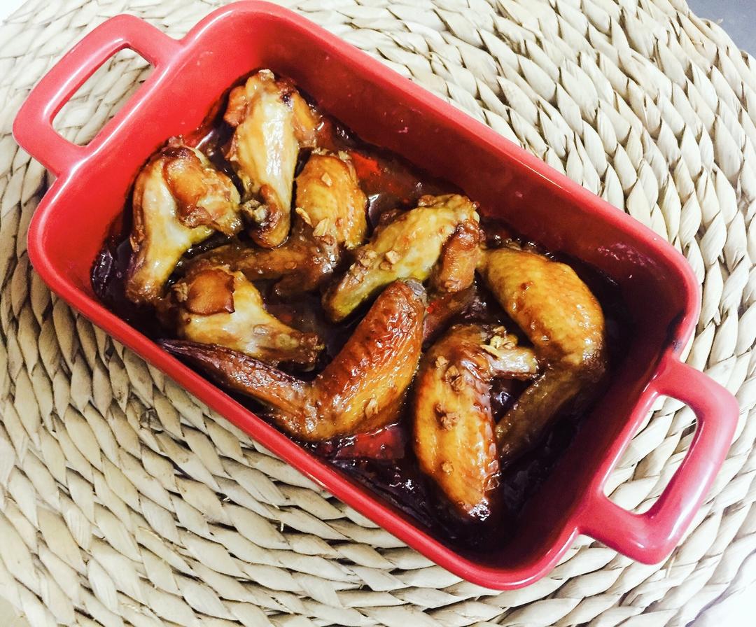 蒜香酱汁鸡翅