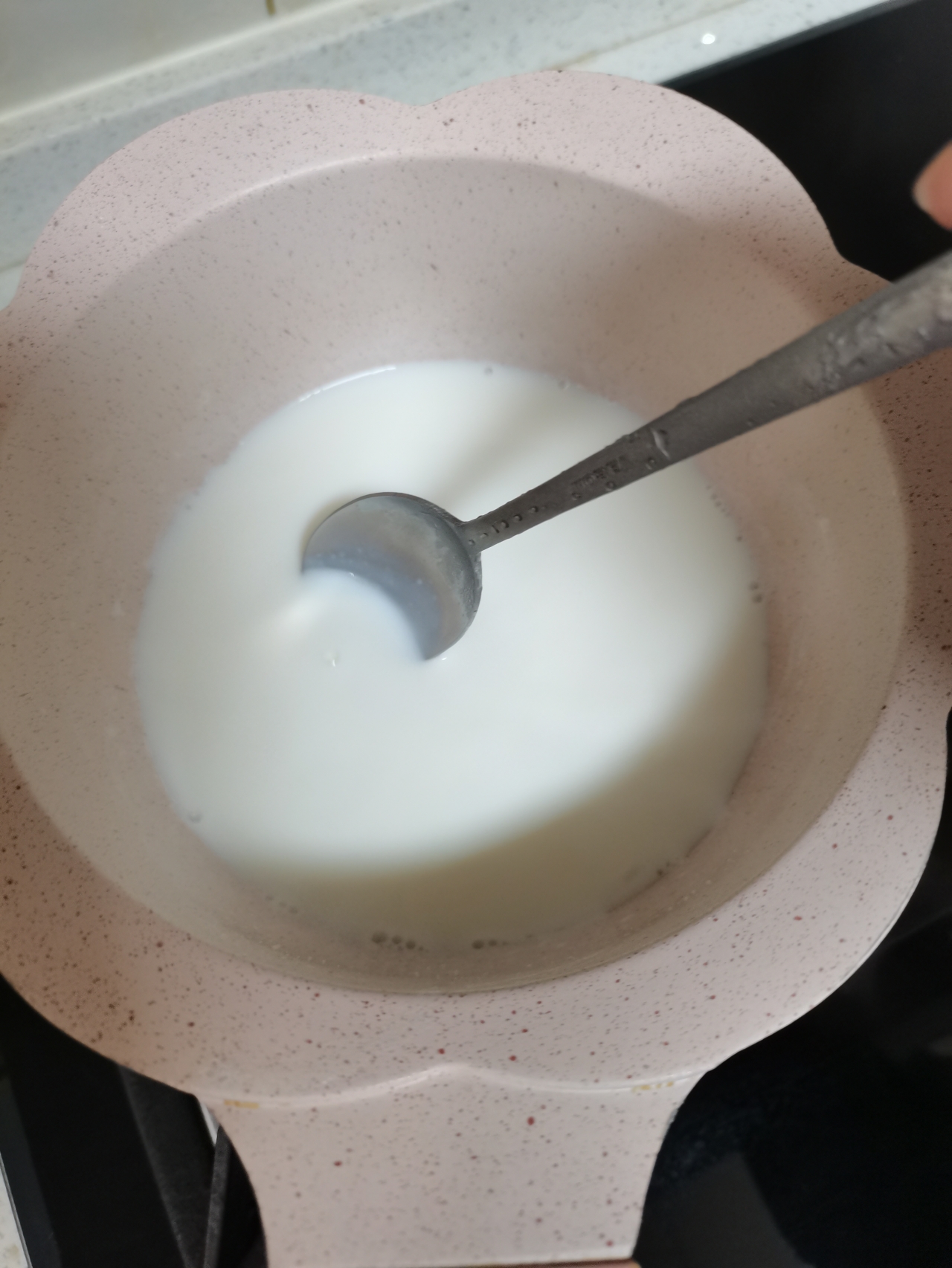 榴莲奶冻(5杯量)的做法 步骤3