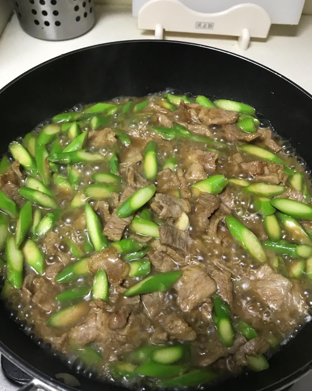 芦笋炒肉