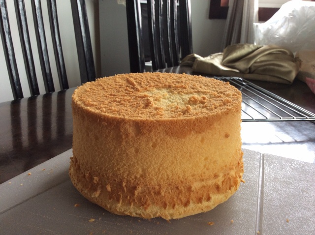 超简单完美戚风蛋糕（6寸2蛋）附打发、翻拌、脱模视频