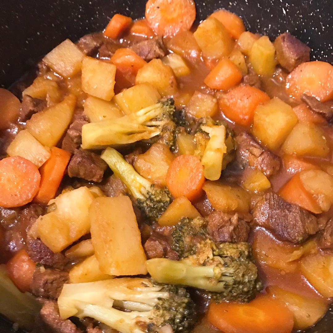 土豆炖牛肉