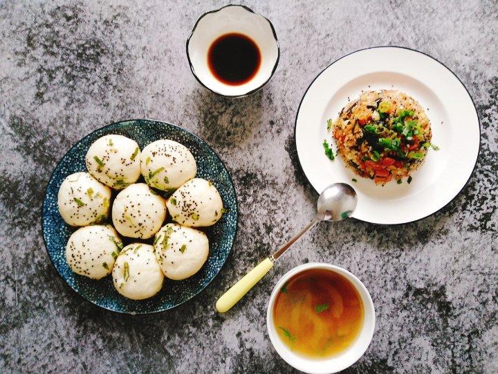 小时候的生煎包