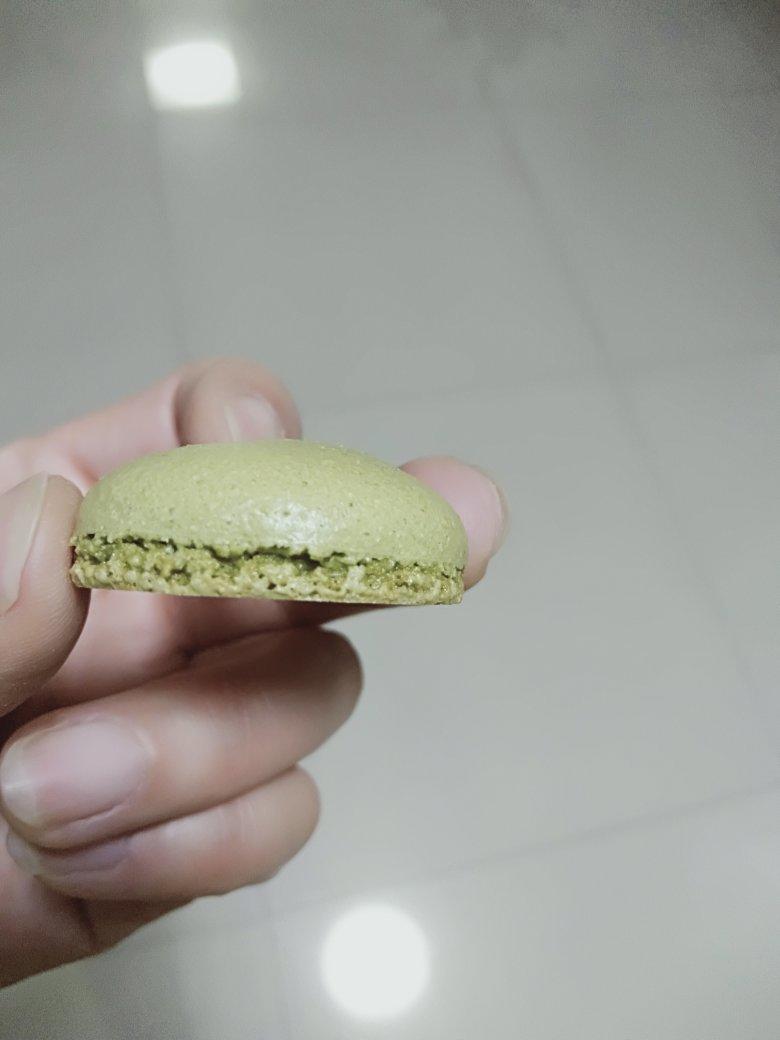 加了可可液块的马卡龙