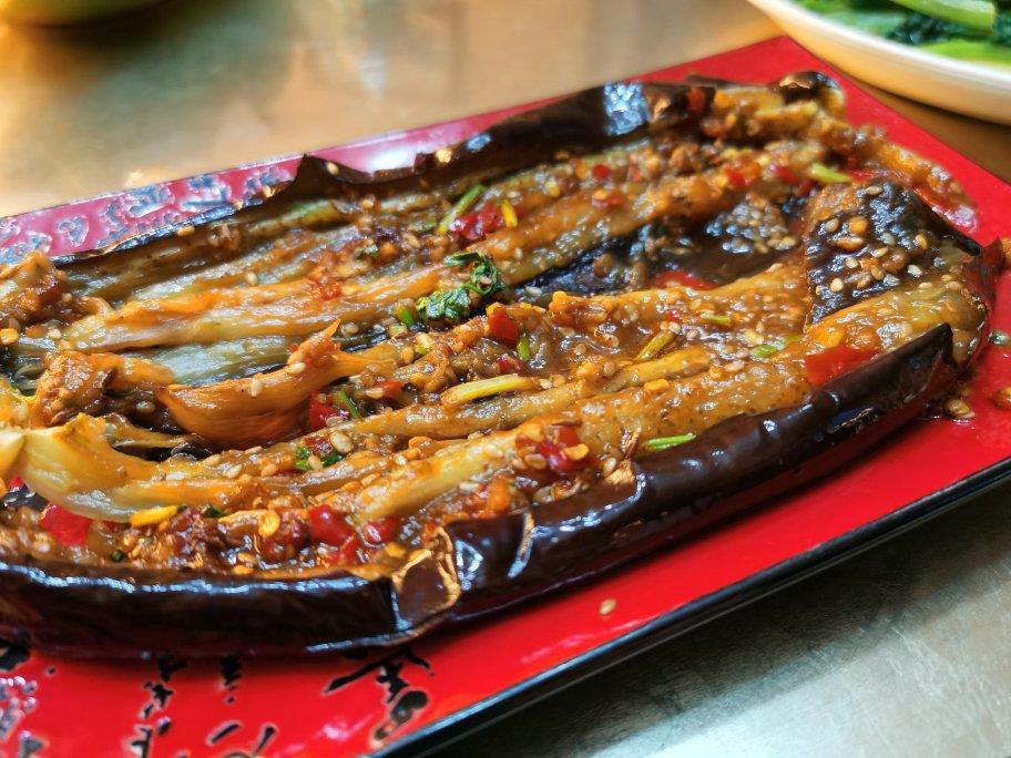 CC招牌菜销魂烤茄子，百吃不厌！