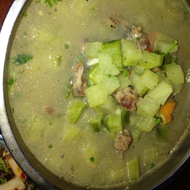 清炖牛肉萝卜汤