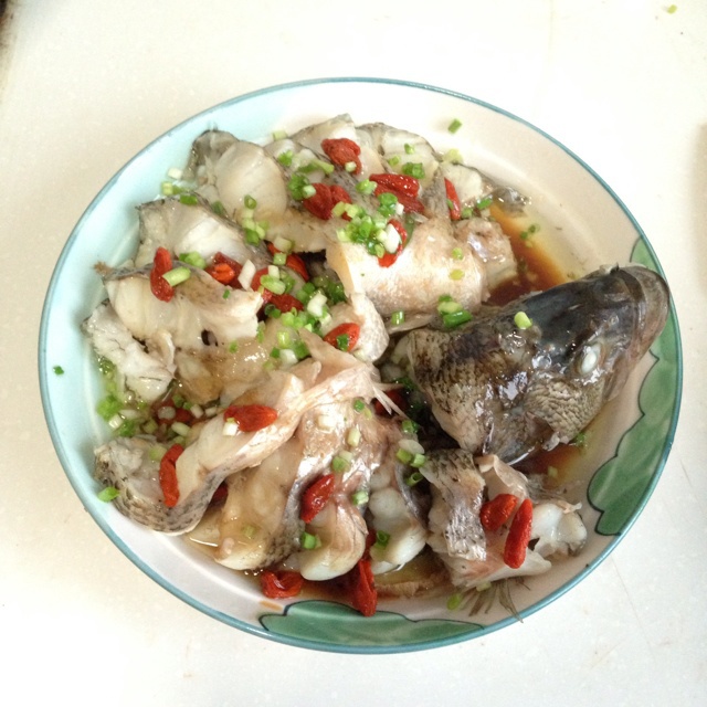 清蒸鲈鱼
