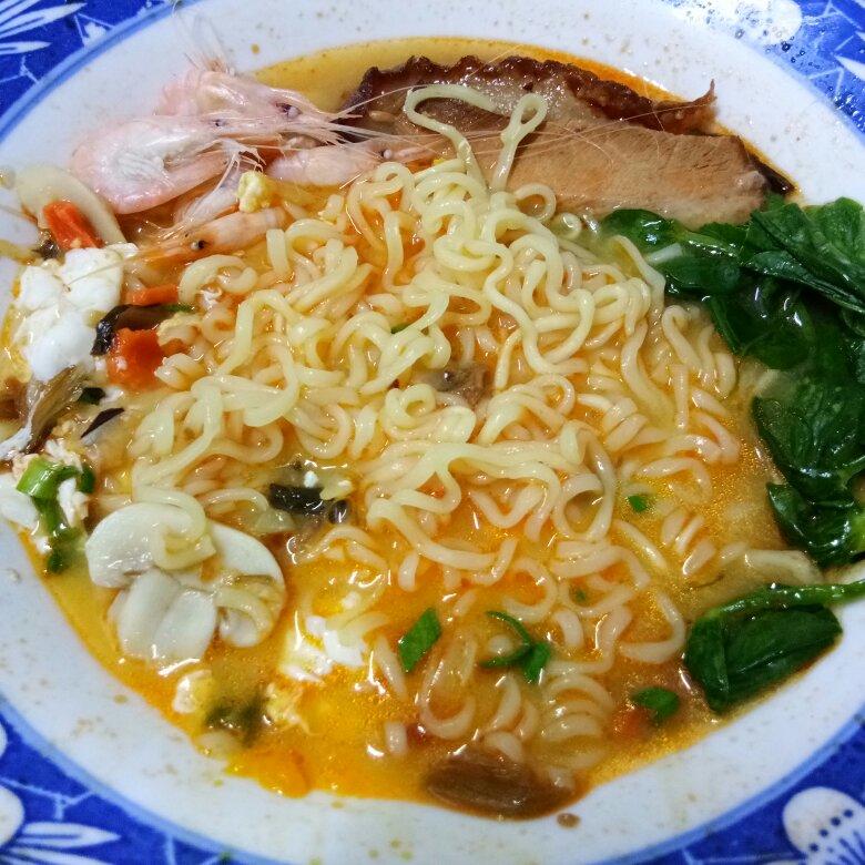 满足食欲的深夜秘密 森系浓香泡面