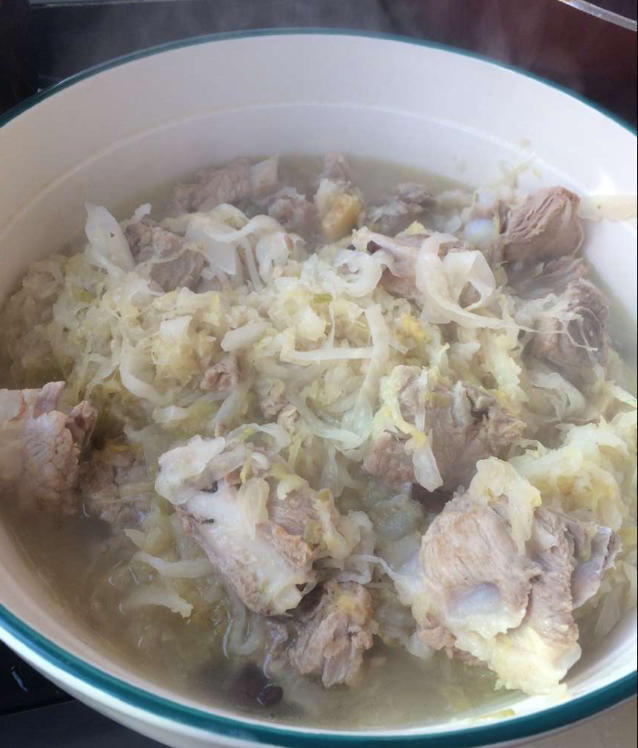 酸菜炖排骨