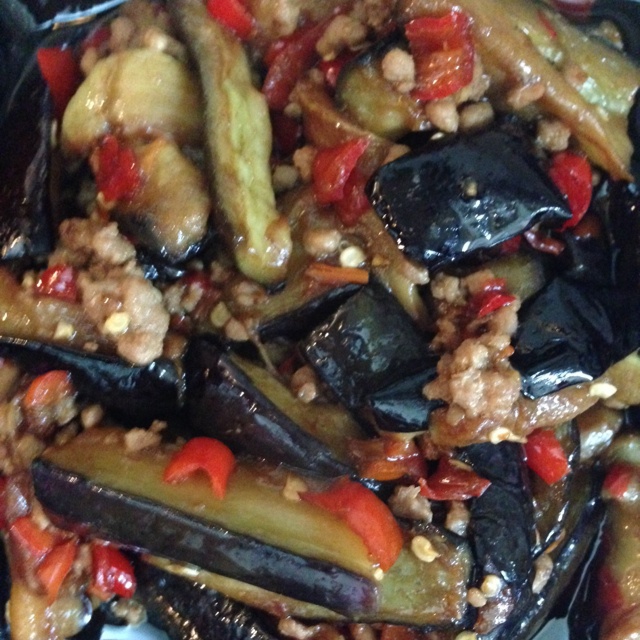 酱香肉末烧茄子