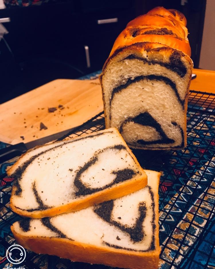 黑芝麻奶酥吐司【一次发酵】