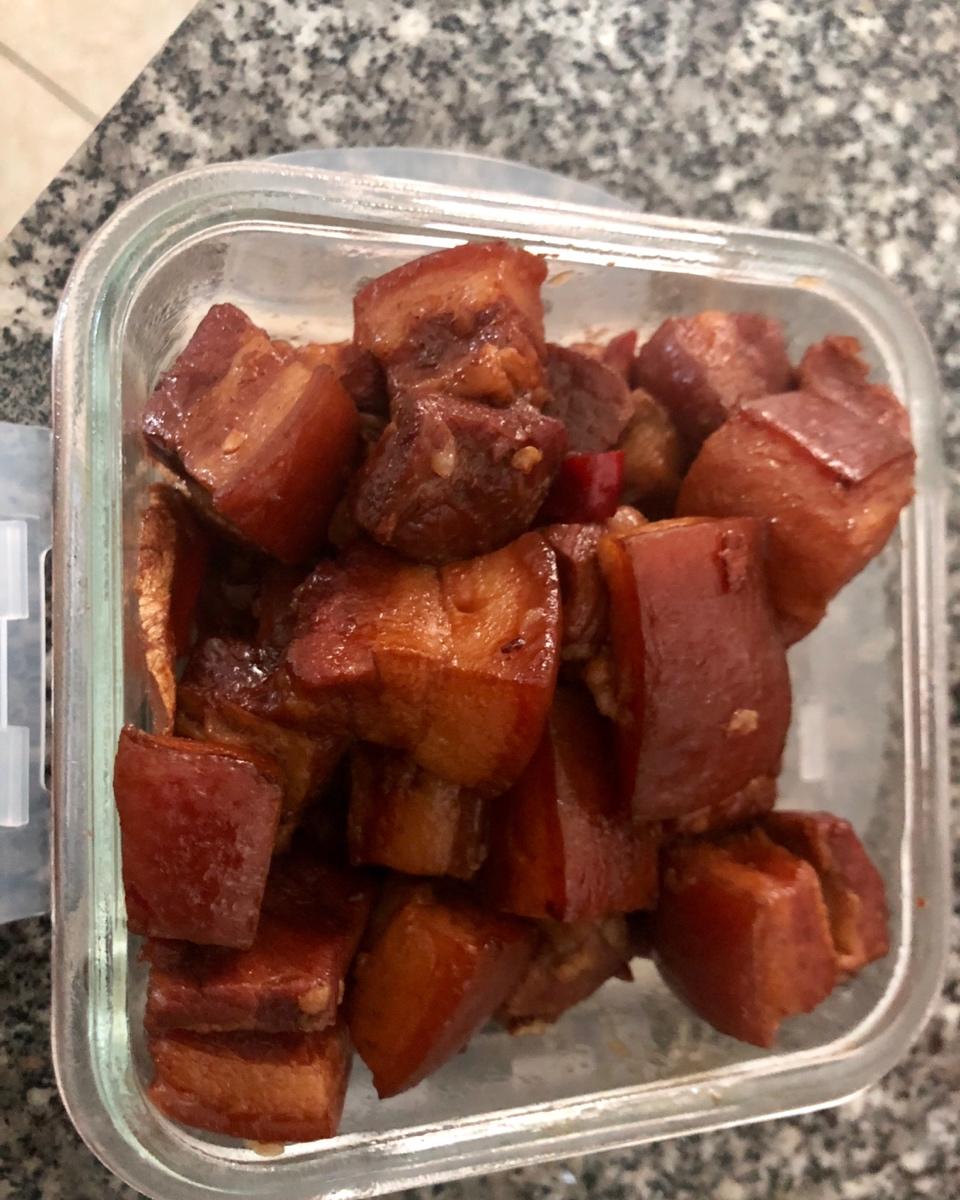 不焯水不放油的家常红烧肉