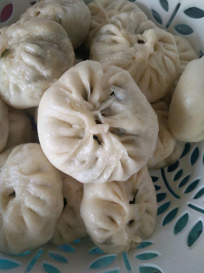 美味的韭菜陷大包子