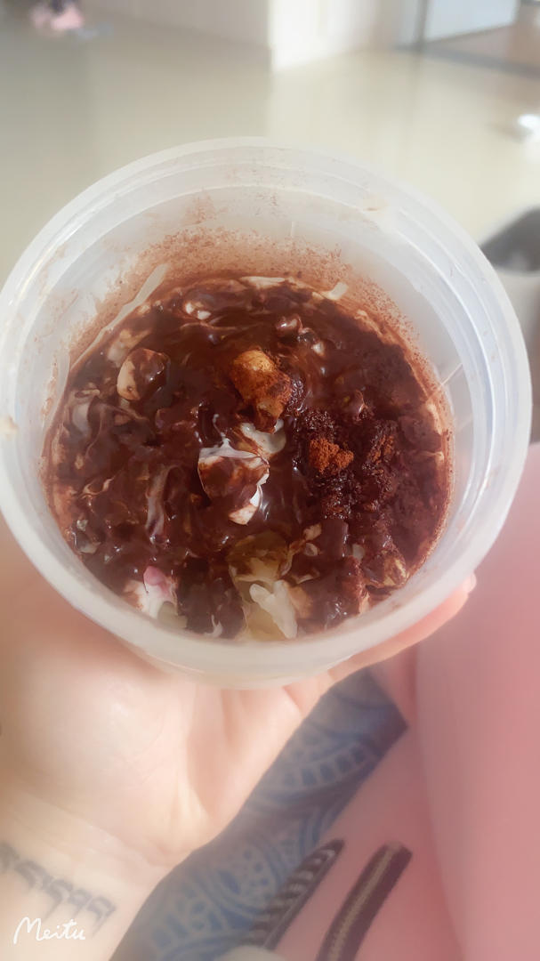 隔夜香蕉酸奶麦片