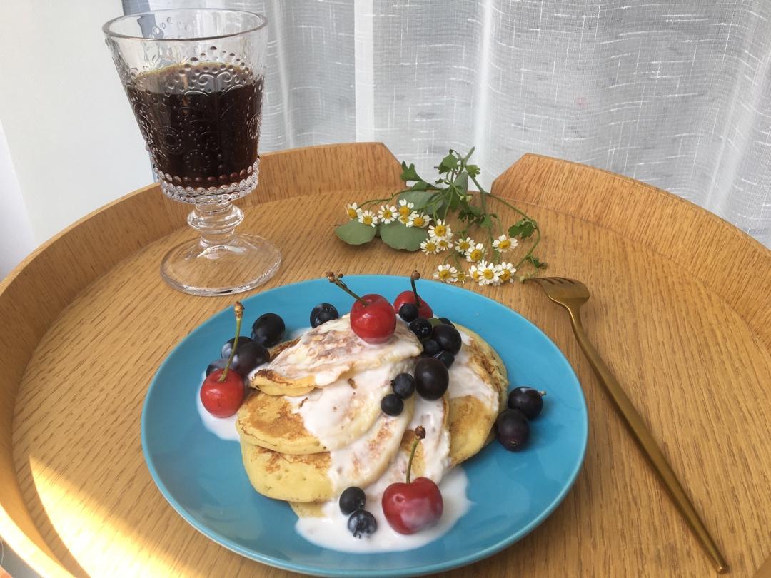 【减脂早餐】无油香蕉松饼（超简单）