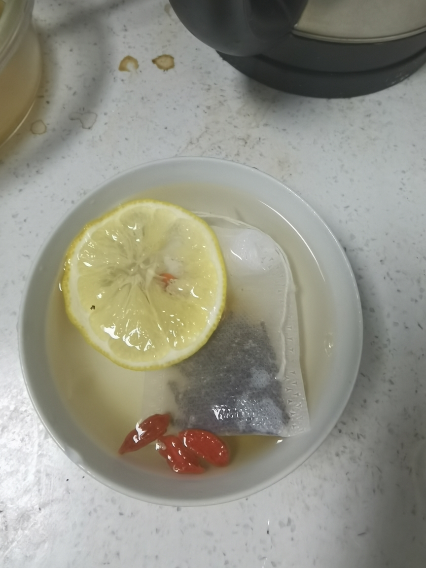 红茶柠檬冰粉的做法 步骤3