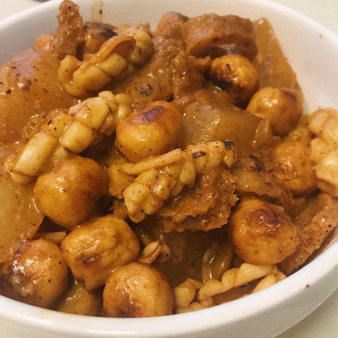 港式小吃咖喱三宝（车仔面·咖喱鱼蛋）的做法