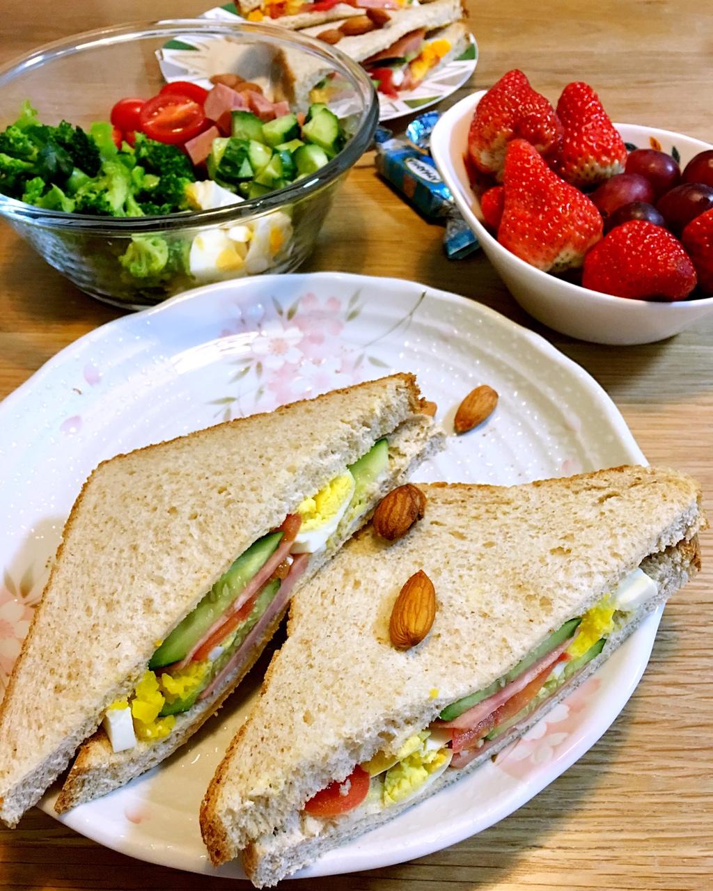 齐奇妙做的三明治