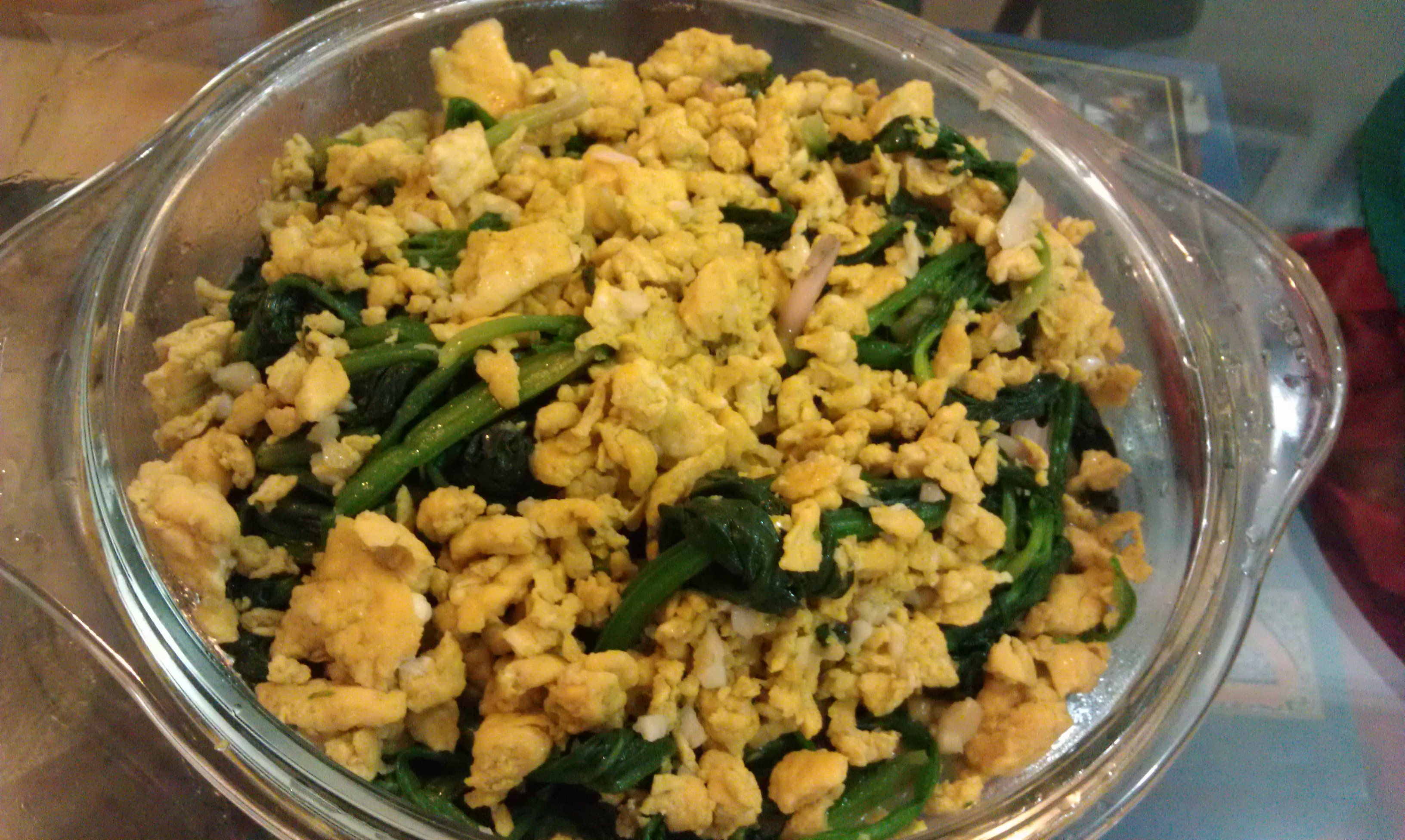 菠菜炒鸡蛋
