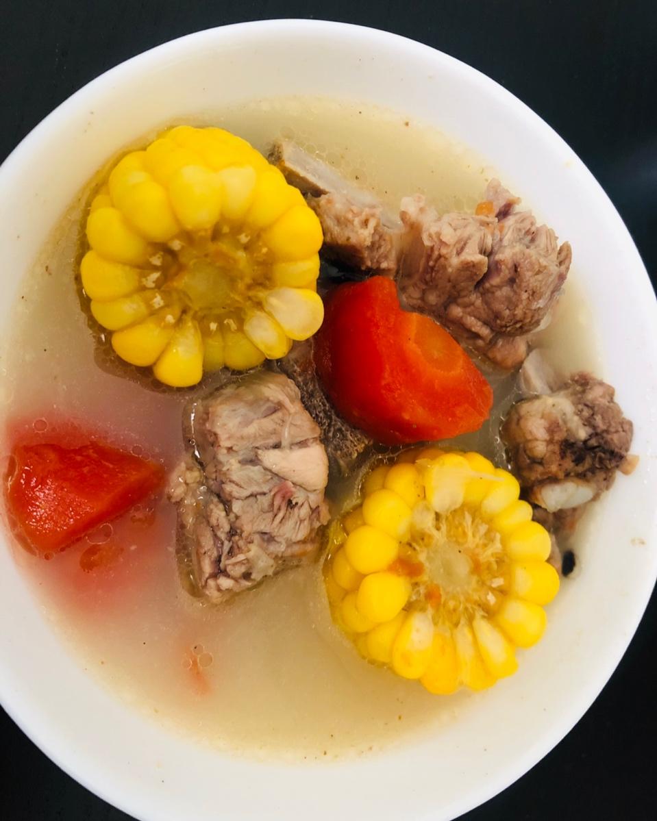 排骨玉米胡萝卜汤