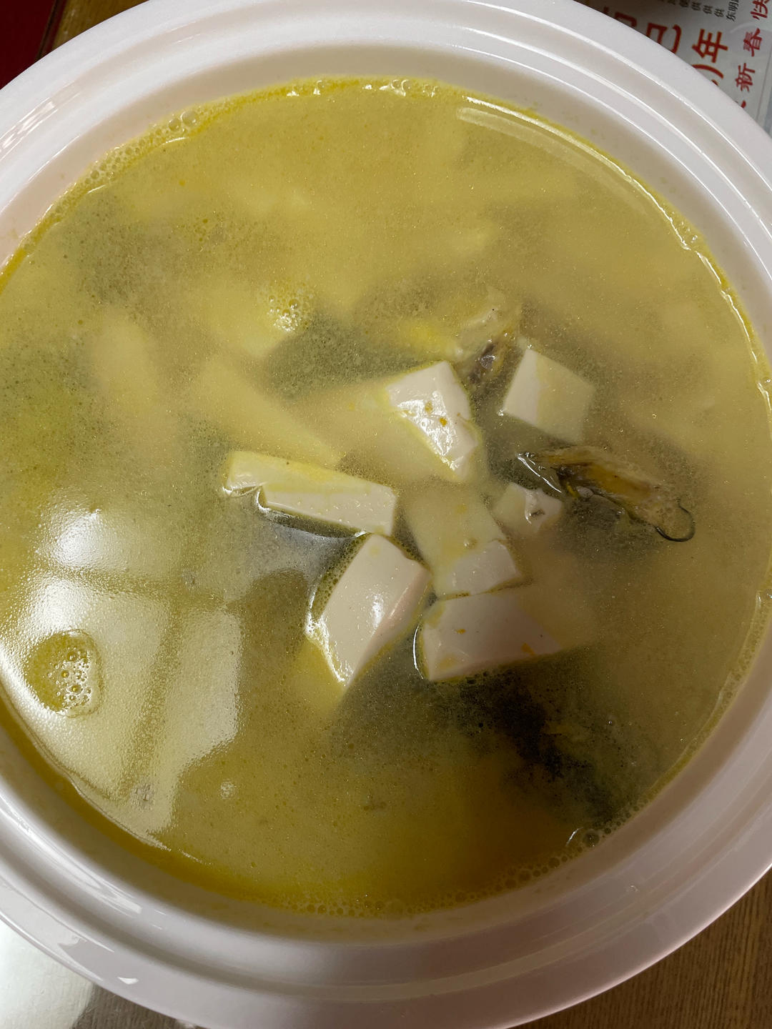 昂子鱼豆腐汤