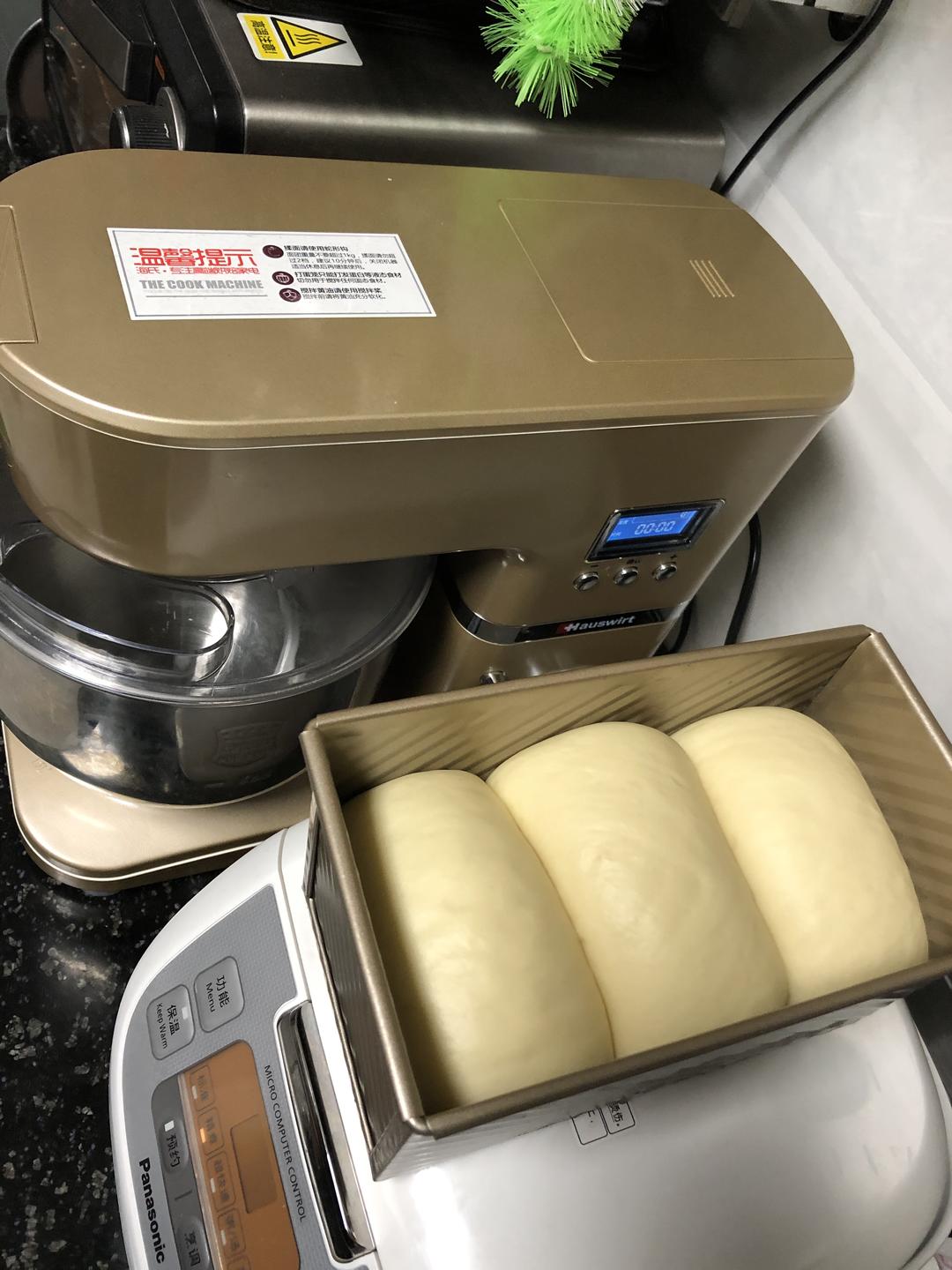 纯奶手撕吐司的做法 步骤1