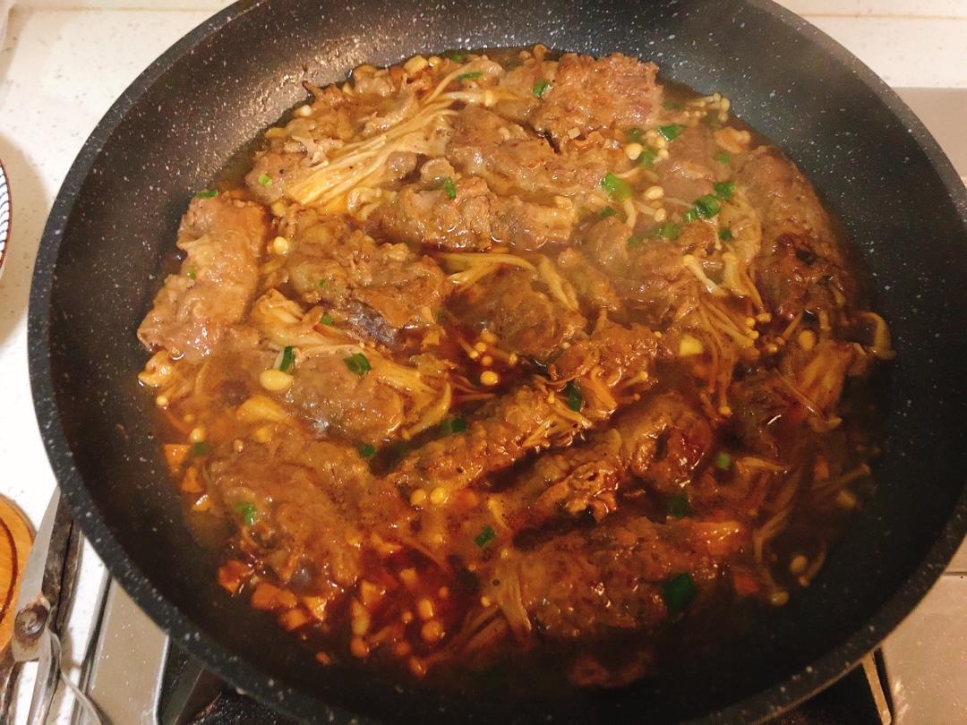 好吃到停不下来的金针菇肥牛卷