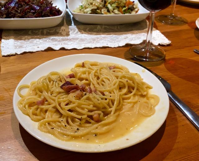鸡蛋培根意面 奶味浓郁(不加奶和奶油)Spaghetti Carbonara的做法