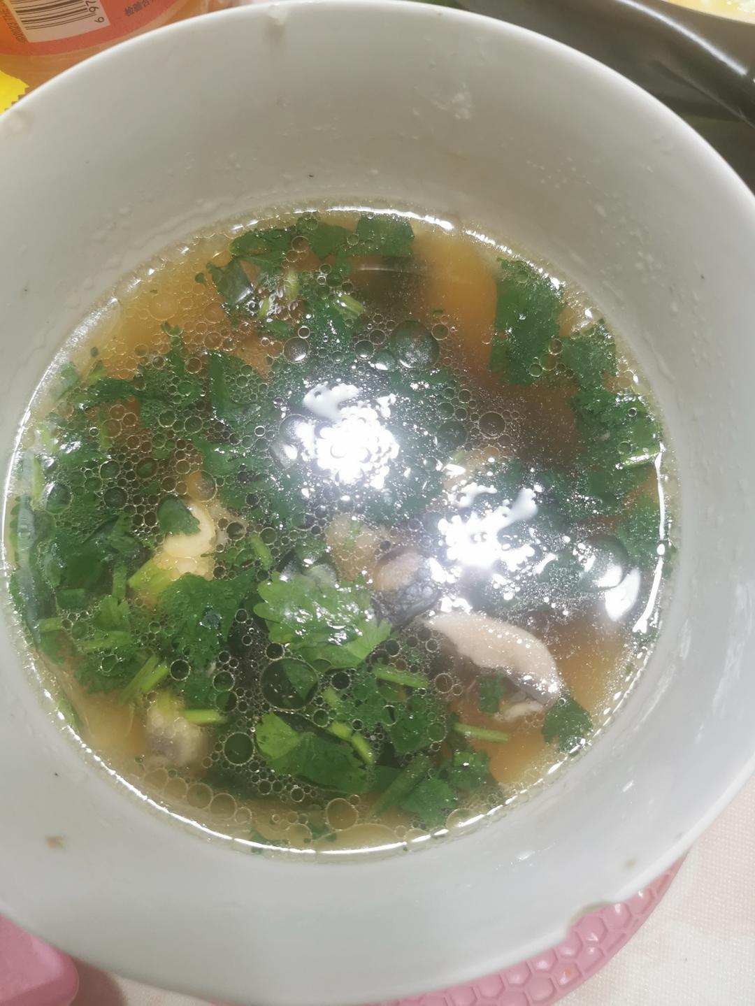 明明是素汤 却鲜得像鸡汤一样的「口蘑汤」