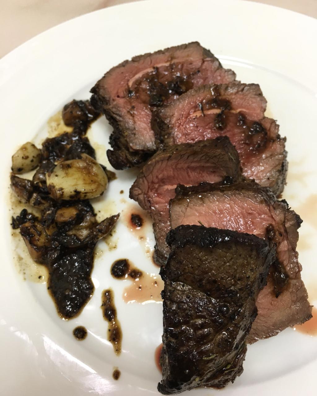 好吃到哭的煎牛排